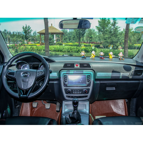 Used Diesel Engine 165hp Small Truck 4x4 JAC T6 diesel twin cabin pickup truck for sale Pickup Truck